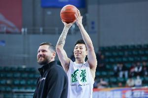 b体育网页版-媒体人：上海得到张镇麟 锋线实力提升 国产锋线价值或进一步走高