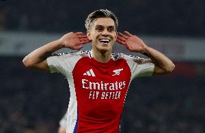 图片报：拜仁将特罗萨德作为迪亚斯备选，埃贝尔与其经纪人关系好